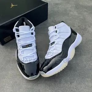 Original Jordan 11 Black White Panda