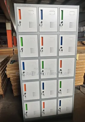 15 Doors Workers Locker