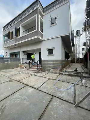 4bdrm Duplex in Palm Height Estate, Lugbe District for rent