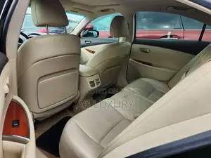Lexus ES 350 2011 Black