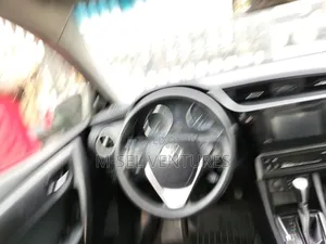 Toyota Corolla 2017 Red