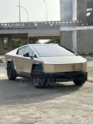 New Tesla Cybertruck Cyberbeast AWD 2025 Gray
