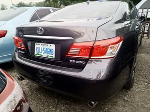 Lexus ES 350 2011 Brown