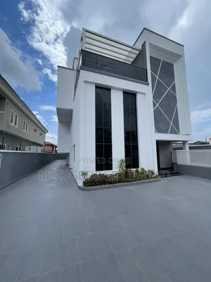 5bdrm Duplex in Lekki Phase 1 for sale