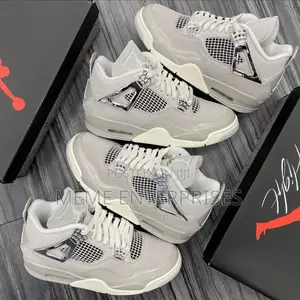 Retro Jordan4