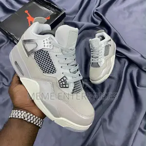 Retro Jordan4