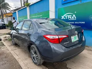 Toyota Corolla S Premium 4dr Sedan (1.8L 4cyl CVT) 2015 Black