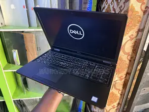 Laptop Dell Latitude 5590 8GB Intel Core i5 SSD 256GB
