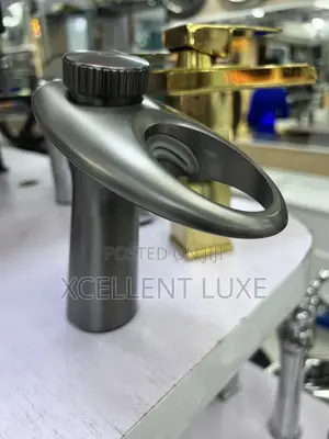 Luxury Gray Basin Mixer Tap. (England Standard)