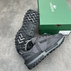 Original Lacoste Runner Triple Black