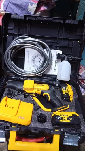 Dewalt Cordless Power Cleaner Kit
