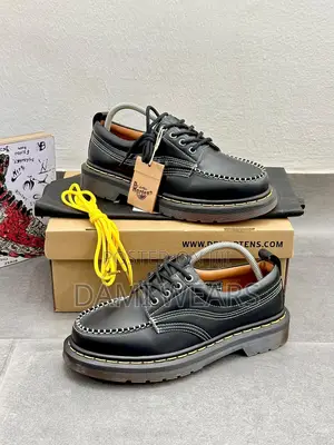 Dr Martens Lowell All Black