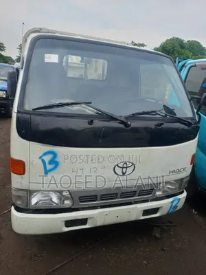 Toyota Dyna 100 With 3y Engine