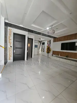 4bdrm Townhouse/Terrace in Ikota for sale