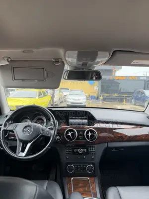 Mercedes-Benz GLK-Class 2013 Red