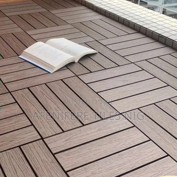 WPC Pool Deck Square Design