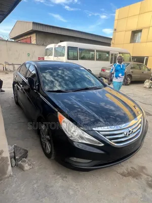 Hyundai Sonata Limited 4dr Sedan (2.0L 4cyl Turbo 6A) 2014 Black