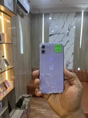 Apple iPhone 11 64 GB Purple