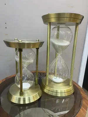 1 Piece Small Size Home/Office Decor Hourglass