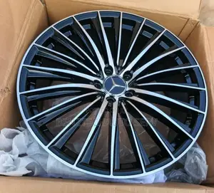 Mercedes Benz Rim