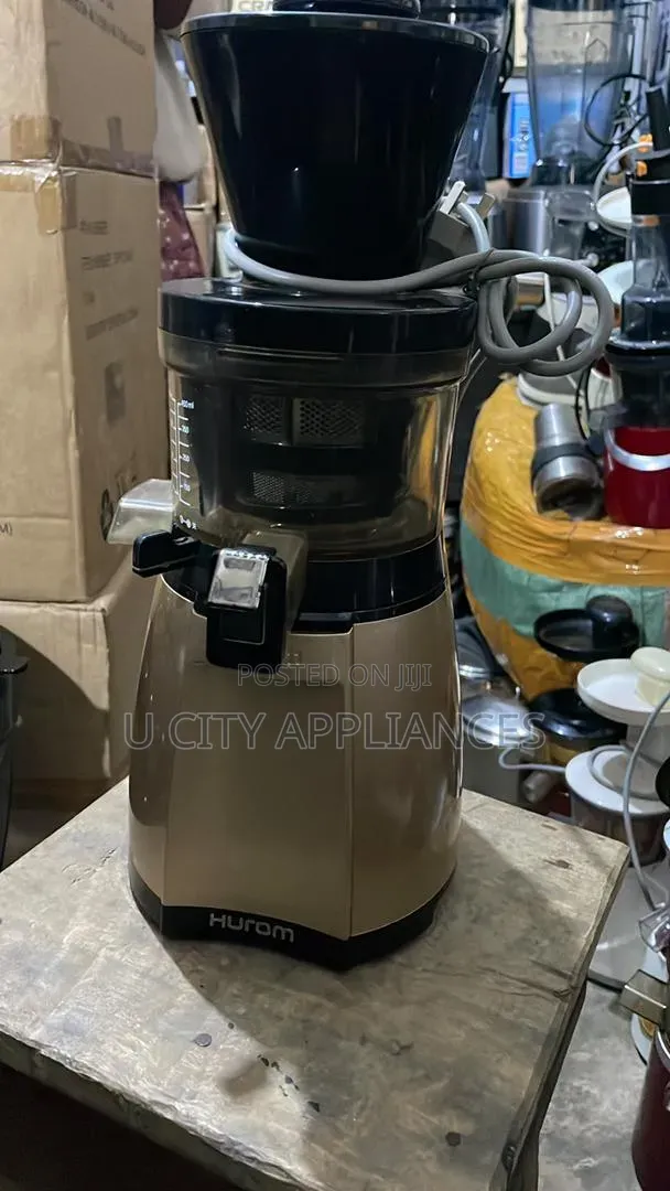 Hurom 800watts Slow Juicer