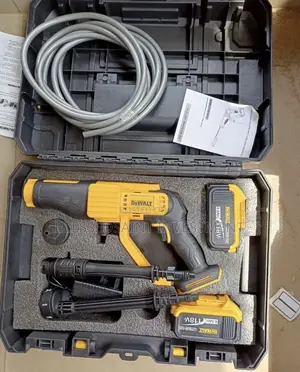 Dewalt Cordless Pressure Washer 118volts