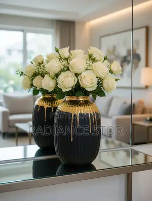 18 by 25.5cm Black Gold Glass Flower Vase