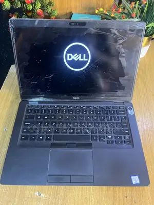 Laptop Dell Latitude 5400 8GB Intel Core i7 SSD 256GB