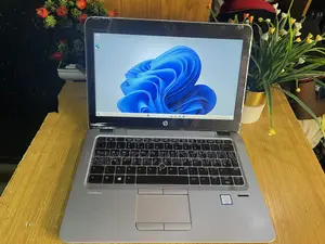 Laptop HP EliteBook 820 G4 8GB Intel Core i5 SSD 256GB