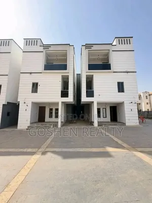 5bdrm Duplex in Utako Main for rent