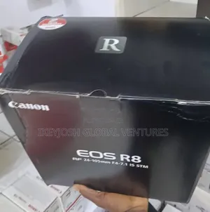 Canon Eos R8 With Rf24-105mm Lens