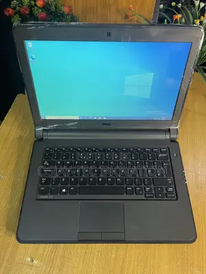 Laptop Dell Latitude 3350 8GB Intel Core i3 HDD 500GB