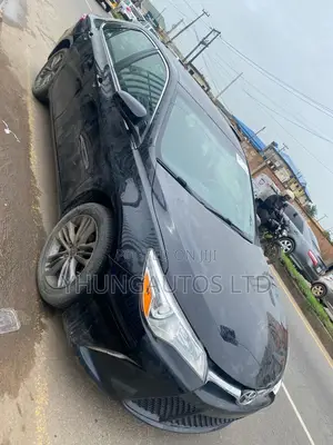 Toyota Camry SE 4dr Sedan (2.5L 4cyl 6A) 2015 Black