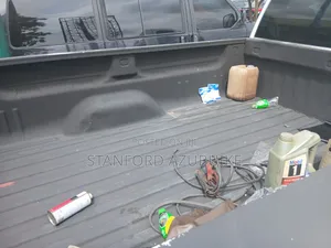 Chevrolet Silverado 2011 Off white