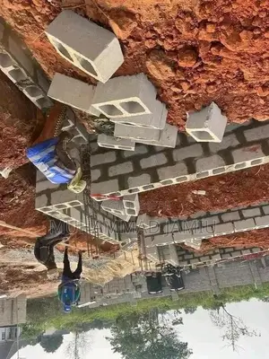 Bricklayer/ Mason Available for Building Work in Ogbomosho