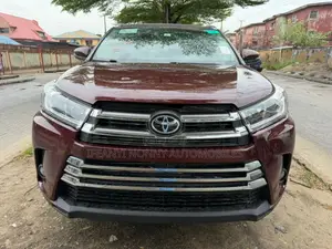 Toyota Highlander XLE V6 4x4 (3.5L 6cyl 6A) 2016 Brown