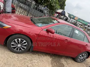 Toyota Camry LE 4dr Sedan (2.4L 4cyl 5A) 2008 Red