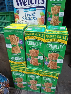 Nature Valley ( Oats and Honey)