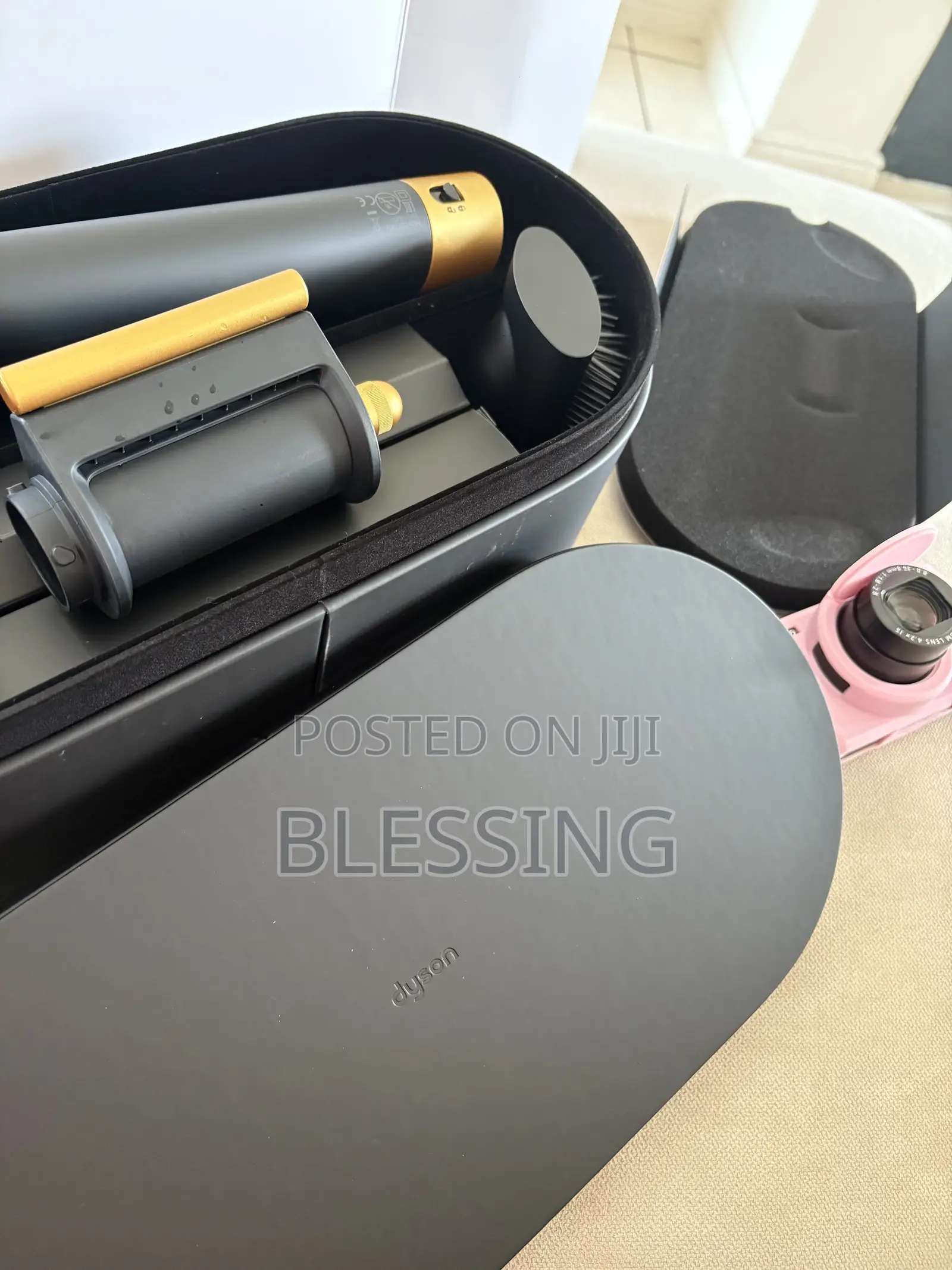 Dyson Air Wrap
