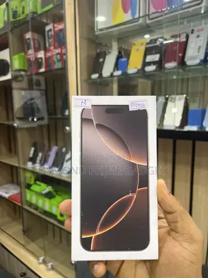 New Apple iPhone 16 Pro Max 256 GB Bronze