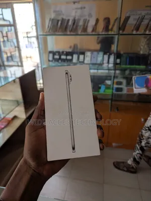 New Apple iPhone Air 256 GB White