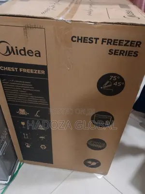 Midea Ice Vault Commercial Grade Chest Freezer for Frozen Food