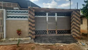 Stainless Gate Sliver and Blake Plate
