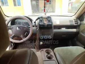 Honda CR-V 2.0i ES Automatic 2003 Gold