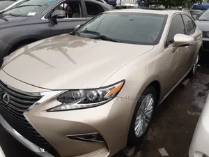 Lexus ES 250 2017 Gold