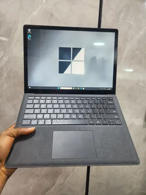 Laptop Microsoft Surface Laptop 2 16GB Intel Core i7 SSD 512GB