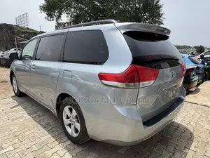 Toyota Sienna LE 8 Passenger 2011 Beige