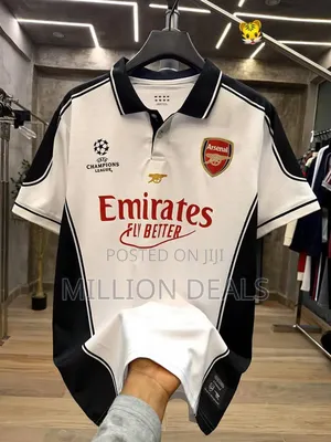 Arsenal Home N Fan Version
Official Jersey N Retro