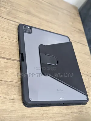 Apple iPad Pro 1 TB Gray