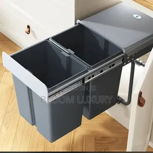 Kitchen Inbult Pull Out Waste Bin